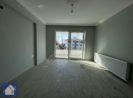 *denize,ido Ve İskele Mevkiinde Çok Yakın*2+1*sıfır*kullanışlı