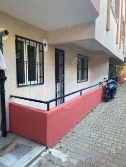 Ataşehir Ümraniye Belediye Karşısı Site İçi Yabancı Ya Bekara Uygun Kiralık Daire