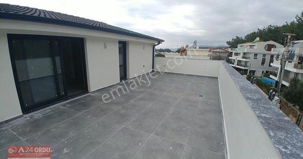 14 Evlerde 4 Katlı,deniz Ve Orman Manzaralı,4+1,büyük Bahçeli,yerden Isı,zeminde Daireli,lüks Villa