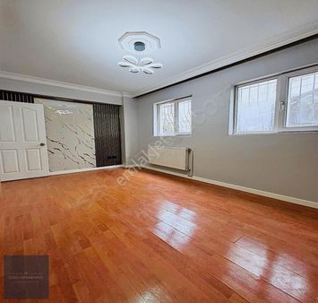 Kartal Yapı 'den Merkezi Konumda Cadde Üzeri Masrafsız Ful Dekorlu 2+1!