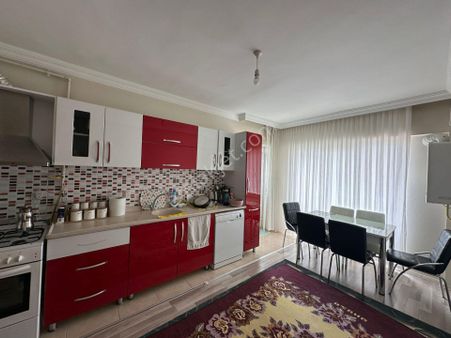 Halilağa Mahallesinde 3+1 Site İçi Satılık Daire