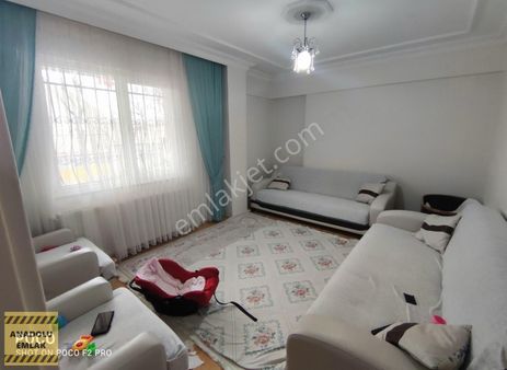 Anadolu Emlaktan Yeni Binadan Satılık 3+1 Daire Y.giriş