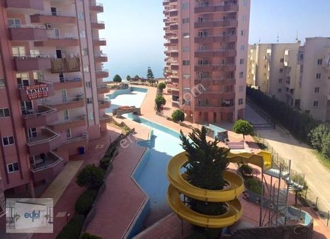 Erdemli Tömükte Denize Sıfır 3+1 Kiralık Yazlık