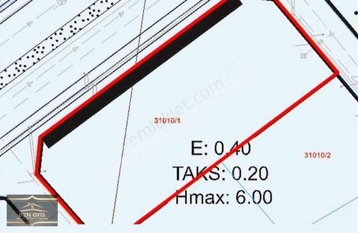 Düzenli Yatırım'dan Kanal Caddesi 3 Cepheli Ticariye Uygun Arsa