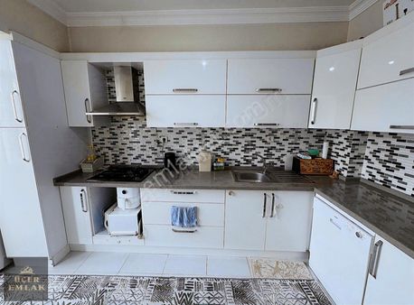 Üçer Emlak'tan Lüleburgaz 8 Kasım Aydınkent Sitesi 3+1satılık Da