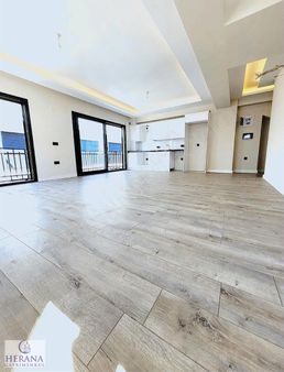 Şehir Merkezinde Asansörlü 2+1 Satılık Daire