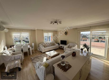 Didim Efeler De Satılık Çok Geniş 4+1 Daire