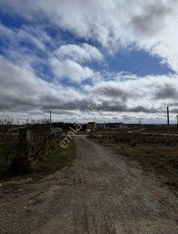 Kapaklı Bahçelievler Mahallesinde 295 M2 Arsa
