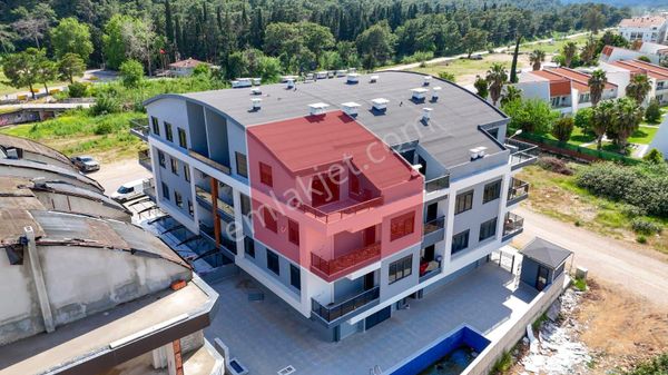 Konyaaltı Sarısu'da Kiracısız Sıfır Kapalı Otopark, Kombili,2 Banyolu Lüks Kaliteli Dubleks Daire