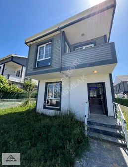 Ata Gayrimenkul'den Yeniçiftlik'te 250 M2 Arsa İçinde 5+1 Villa