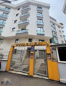 Acil Satılık. 2+1 Lüx Daire Sitede Açık Kapalı Otoparklı !!