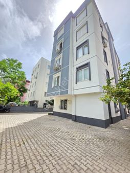 Kızıltoprak Tahtakale Yakını Ayrı Mutfaklı Geniş Kelepir 2+1