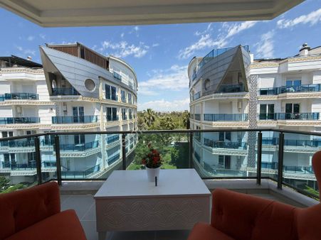 Güvensoy Dan Konyaaltı Lıman Mah Satılık Sıfır Eşyalı 2+1daire.