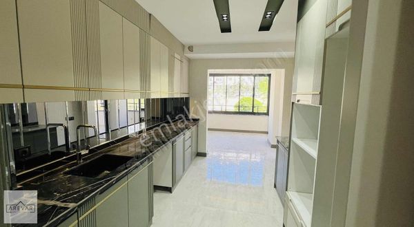 Arevar Dan Yeditepe Ultra Lüx 2,5+1 Daire