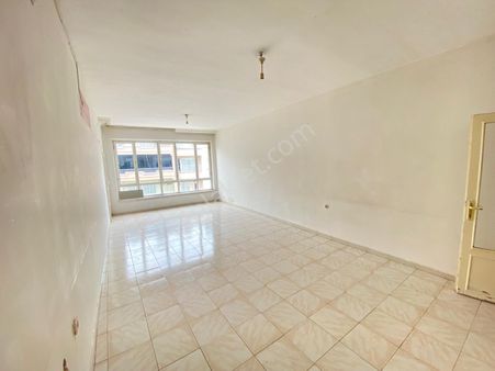 Prestij'den Turgutreis'te Asansörlü Geniş Oturumlu 3+1 Daire