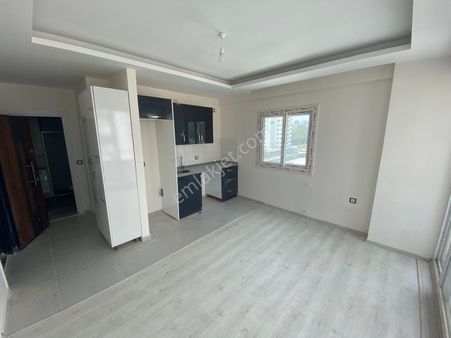 Sarıçam Çınarlı Mahallesi Bulvar Üzerinde 1+1 Sıfır Bina Site!