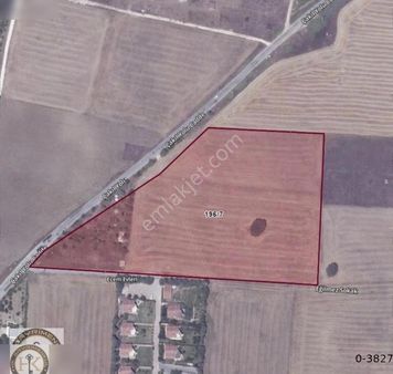 Villalara Cephe İstanbul Çatalca Çakıl 298 M² Satılık Arsa