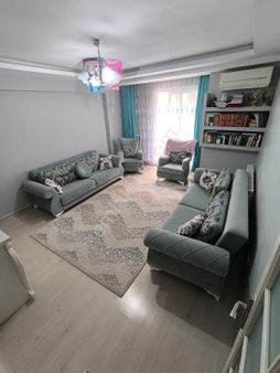 Acil Buca Batı Otoban Girişi Yakını 2+1 100m2 Dgazlı Arakat Ayrı Mutfak Satılık Daire