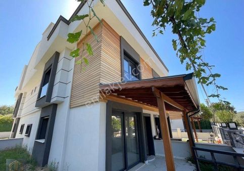 Marmara Emlak’tan Özdere De Satılık 3+1 Yazlık Villa