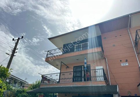 İzmir Seferihisar Ürkmez Merkez De Satılık 2+1 Yazlık Daire