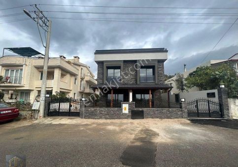 Marmara Emlak’tan Özdere De Satılık 3+1 Yazlık Villa