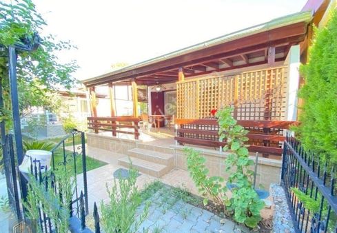 İzmir Seferihisar Doğanbey De Deniz Tarafında Satılık 3+1 Tek Katlı Daire