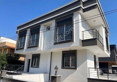 İzmir Seferihisar Doğanbey De Satılık 3+1 Yazlık Villa