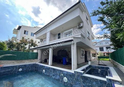 Marmara Emlak’tan Özdere De Satılık 3+1 Yazlık Villa Havuzlu Denize 300 Metre