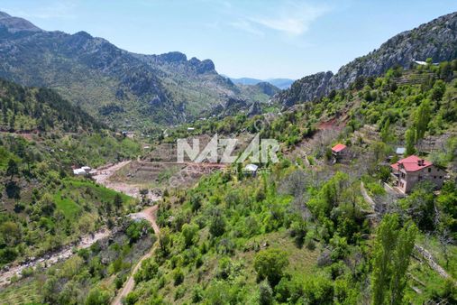 Alanya Şıhlar Köyü, Çayarası Yaylası’nda 1.689 M² Satılık Tarla