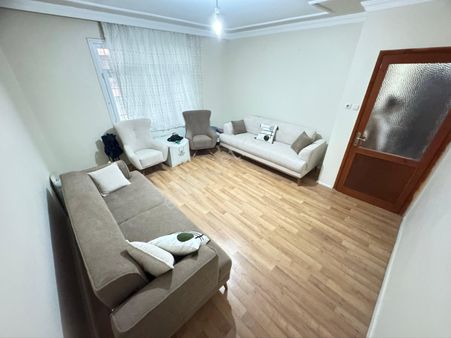 Zaferyapıgayrimenkulden Satılık Yüksekgirişkatdaire 2+1 90m2 Hisseli İstanbul Sultangazi Cebecimahde