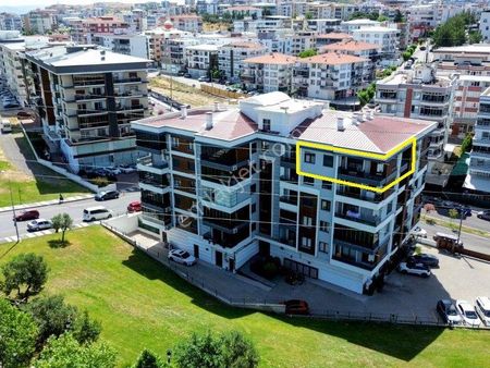 Bülent Ateşci'den Cengiz Topel Cad Üstünde 3+1 Daire