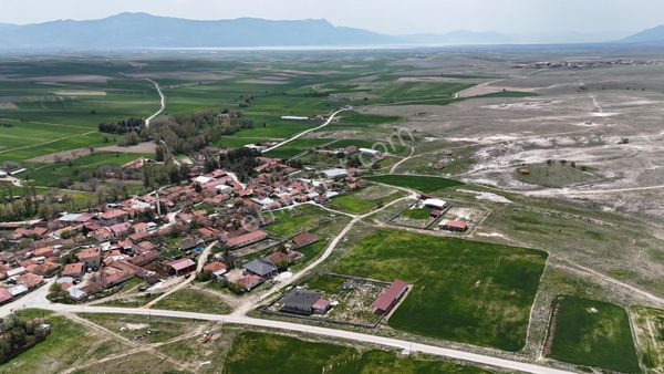 Afyon Başmakçı Hırka Köyü Villalık Arsa