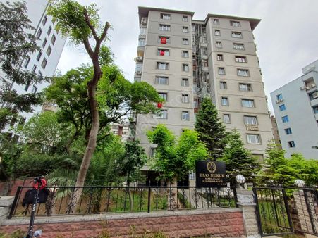 Sahrayı Cedid'de 110m2 Kentsele Uygun Önü Kapanmaz İçi Yenilenmiş 3+1