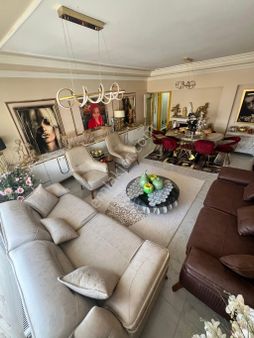 Yunus Emre Caddesinde Masrafsız Satılık 3+1