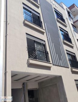 Üçyol Metro Yakını Betonyol Cadde Yanı 2+1 Sıfır Daire