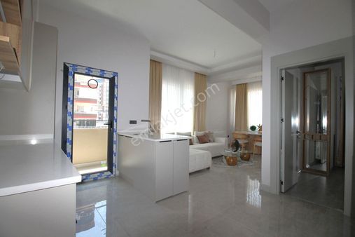 Retro’dan Üniversite Caddesinde Sıfır Projede Yeriniz Hazır 1+1 Daire