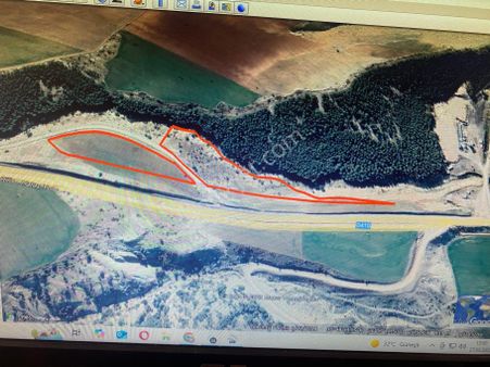 Kilis Merkez Hatay İslahiye Yolu Üzerinde Satılık Tarla