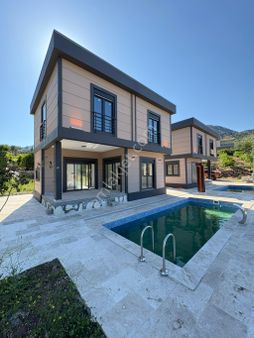 İnal Emlaktan Antalya Adrasan İngiliz Mahallesinde Satılık Sıfır Villa