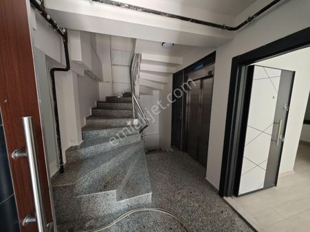 Beşiktaş Ta Barbaros Bulvarına 50 Mt De 2+1 Kelepir Sıfır Daire