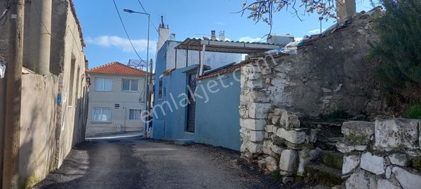 İzmir Urla Sıra Mahallesinde 258 M2 Satılık Arsa