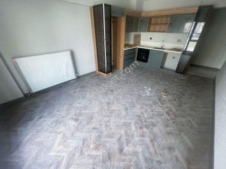 Cumhuriyet Mahallesi Ap İst Portta 1+1 Satılık Daire