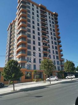 Varlık Towers Ta Satılık 2+1 Kapalı Mutfak