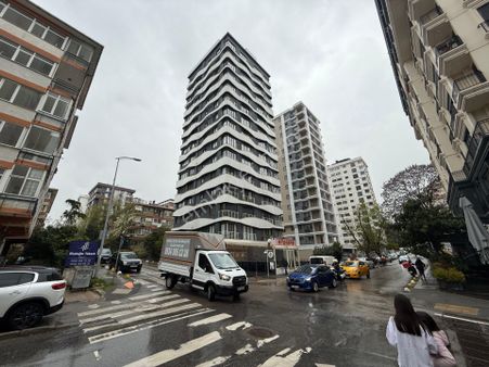 Remax Güvencesiyle Bostancı'nın Kalbinde Satılık 3+1 Daire