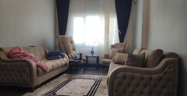 Avcılar Ambarlı 1. Kat 90 M2 Daire
