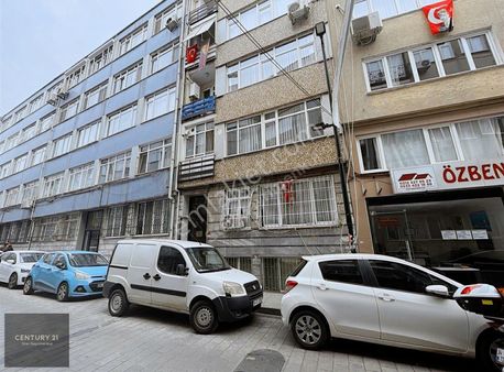 Century21 Star'dan Beşiktaş'ta 2+1 Kış Bahçeli Satılık Daire