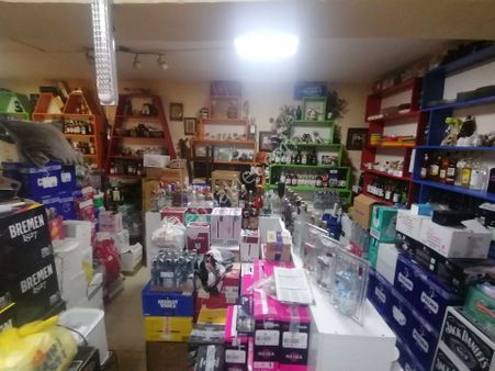 Kuşadası Merkezde Barlar Sokağına Yakın Devren Kiralık Tekel