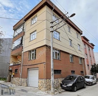 Ersev'den Çamlıca'da 3 Katlı Komple Satılık 3+1 Bina