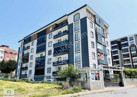 Silivri Yeni Mahalle'de İyi Konumlu Satılık 3+1 Ferah Daire