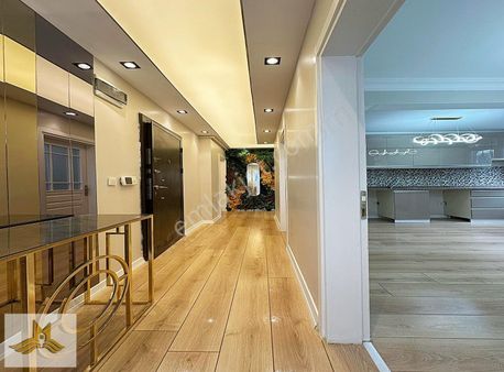 Geniş Mutfak İsteyenlere Özel Metrobüse 6 Dk 2+1 Satılık Daire