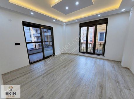 Altınkum'da Sıfır 2+1 Ayrı Mutfak, Ebeveynli Lüks Daire!